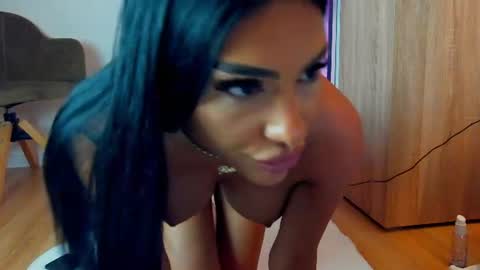 Snapshot of pennysquirts chatting on 07/10/26, 07:49 Maria online show from 07/10/26, 07:49