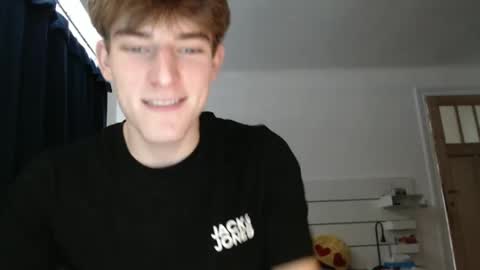 cutebelgianboy online show from 12/07/24, 01:07