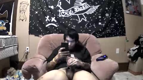 Snapshot of peppapignam19 chatting on 12/18/25, 03:12 peppapignam19 online show from 12/18/25, 03:12