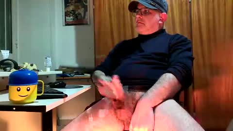Snapshot of peppemarfy chatting on 02/26/25, 09:05 Peppe online show from 02/26/25, 09:05