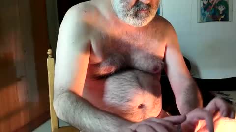 Snapshot of peppemarfy chatting on 11/09/25, 01:31 Peppe online show from 11/09/25, 01:31