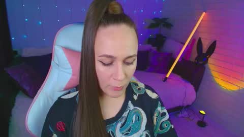 Snapshot of pepper_cat chatting on 11/01/25, 11:18 Dia online show from 11/01/25, 11:18