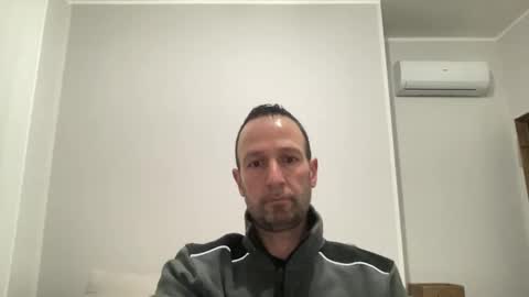 peppinslosqualo online show from 02/12/25, 05:26