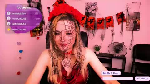 Mia online show from 10/31/25, 08:04