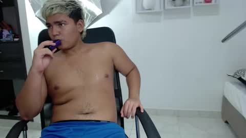 percibal_junior1 online show from 01/27/25, 04:52