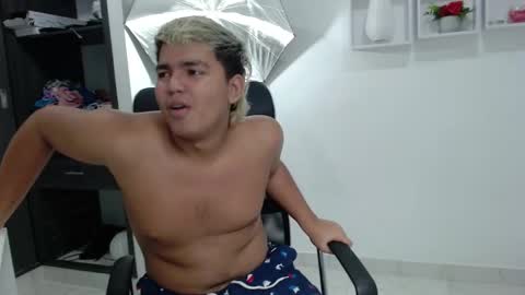 percibal_junior1 online show from 01/28/25, 08:25