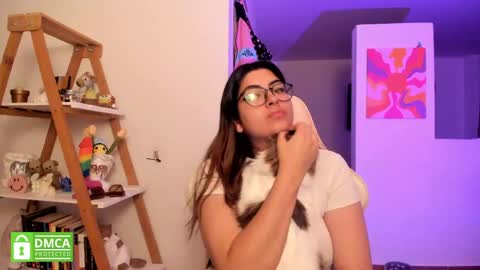 Sarah Ana Banana online show from 06/05/26, 01:34