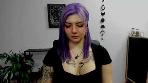 Gabbie online show from 12/05/24, 03:06