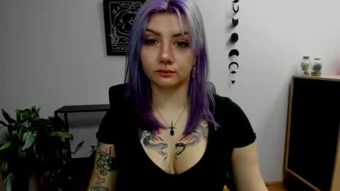 Gabbie online show from 12/07/24, 11:18