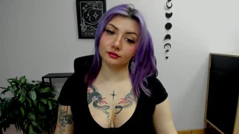 Gabbie online show from 01/11/25, 11:23