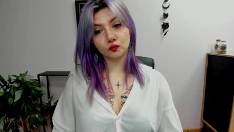 Gabbie online show from 01/22/25, 04:55