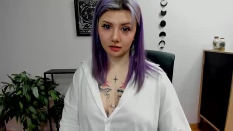 Gabbie online show from 01/26/25, 02:08