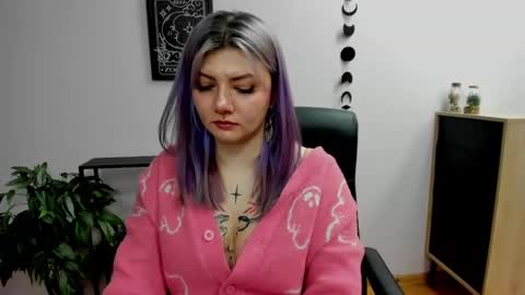Gabbie online show from 02/06/25, 06:13