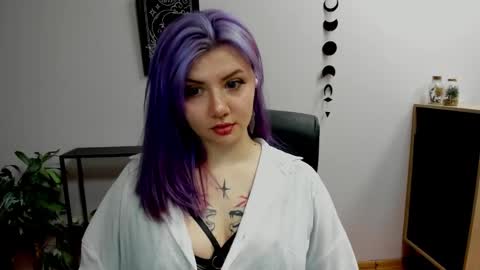 Gabbie online show from 02/24/25, 03:31