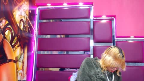 perfectlump online show from 09/13/25, 01:22