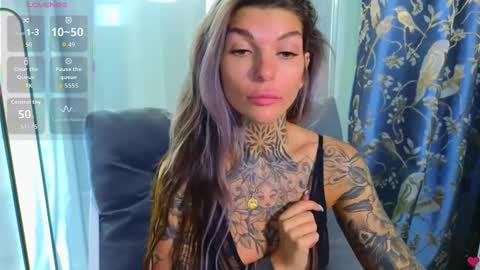 Anna online show from 10/03/25, 09:28