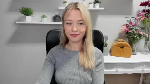 Cindy online show from 12/05/24, 06:21