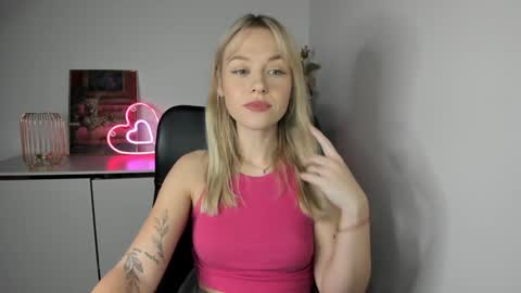 Cindy online show from 12/08/24, 06:33