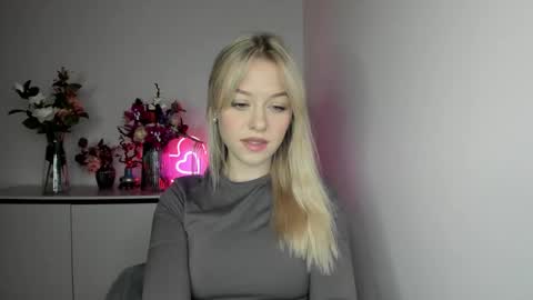 Cindy online show from 03/11/25, 06:32