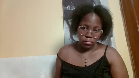 Snapshot of periwinkle20 chatting on 11/25/25, 08:53 Taurus online show from 11/25/25, 08:53