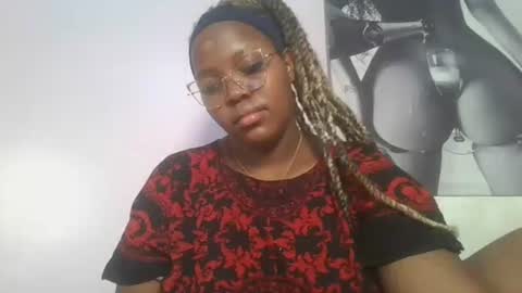 Snapshot of periwinkle20 chatting on 01/15/26, 06:33 Taurus online show from 01/15/26, 06:33
