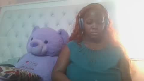 Snapshot of periwinkle20 chatting on 04/04/26, 12:35 Taurus online show from 04/04/26, 12:35