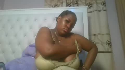 Snapshot of periwinkle20 chatting on 04/17/26, 03:48 Taurus online show from 04/17/26, 03:48
