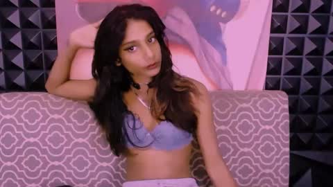 Snapshot of perkbaby chatting on 12/04/24, 12:47 satins seduction online show from 12/04/24, 12:47