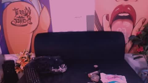 Snapshot of perkbaby chatting on 01/07/25, 09:50 satins seduction online show from 01/07/25, 09:50
