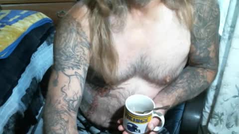 Snapshot of perkymalenipples chatting on 10/14/25, 12:28 perkymalenipples online show from 10/14/25, 12:28