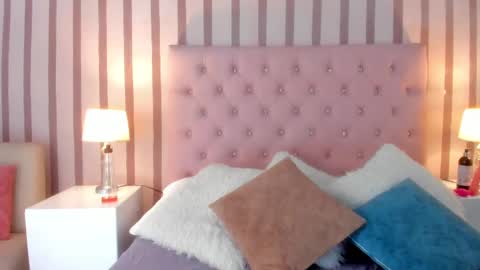 PERLA online show from 09/09/25, 12:05