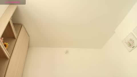 Snapshot of perla_hot4u chatting on 01/07/26, 01:13 online show from 01/07/26, 01:13