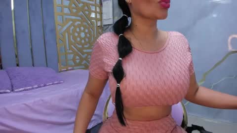 PERLA online show from 02/08/25, 10:29