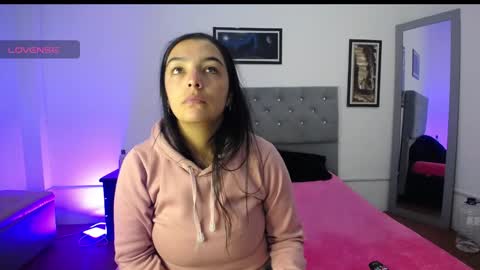 WELCOME TO THE PERLA ROOM online show from 09/11/25, 05:07