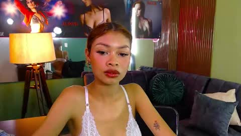 Perla online show from 03/04/25, 03:37