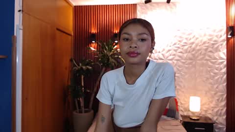 Perla online show from 03/12/25, 06:22