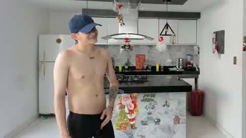 Snapshot of perlasexyhot_ chatting on 01/02/25, 01:40 perlasexyhot_ online show from 01/02/25, 01:40