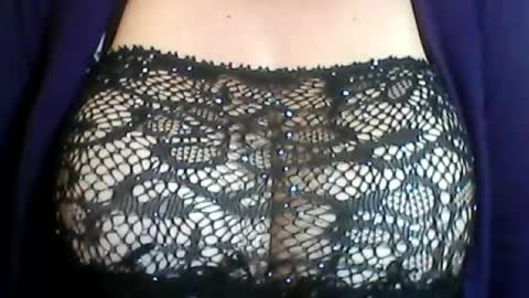 Snapshot of perlita070822 chatting on 06/14/26, 04:25 perlita070822 online show from 06/14/26, 04:25