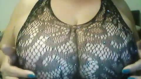 Snapshot of perlita070822 chatting on 07/15/26, 03:34 perlita070822 online show from 07/15/26, 03:34