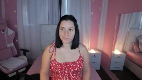 Snapshot of persefone_saira chatting on 01/14/26, 12:55 Marie online show from 01/14/26, 12:55