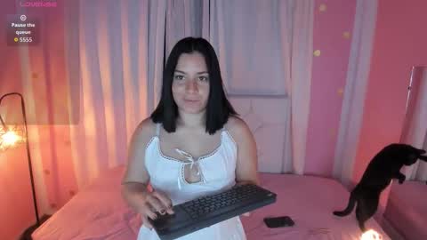 Snapshot of persefone_saira chatting on 01/16/26, 09:46 Marie online show from 01/16/26, 09:46