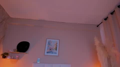 Snapshot of persefone_saira chatting on 03/18/26, 11:02 Marie online show from 03/18/26, 11:02