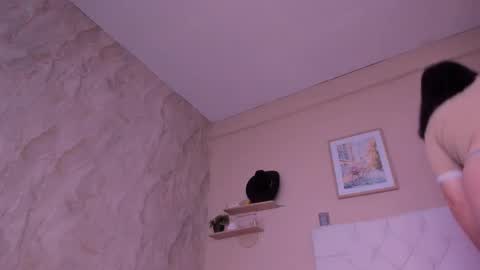 Snapshot of persefone_saira chatting on 03/19/26, 11:14 Marie online show from 03/19/26, 11:14