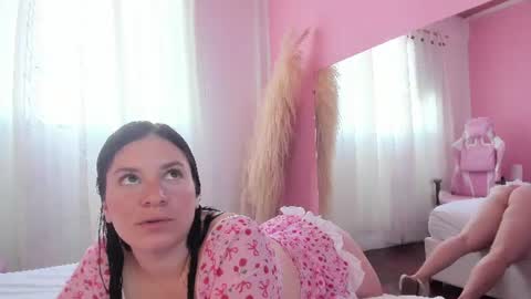 Snapshot of persefone_saira chatting on 06/13/26, 12:14 Marie online show from 06/13/26, 12:14