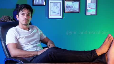 Snapshot of perseoo_88 chatting on 10/02/25, 08:27 andres online show from 10/02/25, 08:27