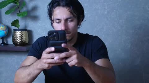 andres    online show from 06/17/26, 06:09