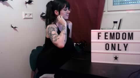 Persephone online show from 05/27/26, 12:02