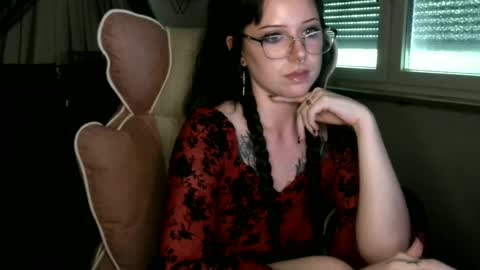 Persephone online show from 07/08/26, 12:09