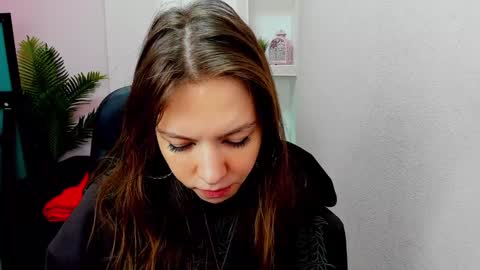 horror flying on the wings of the night.... online show from 01/24/25, 05:42