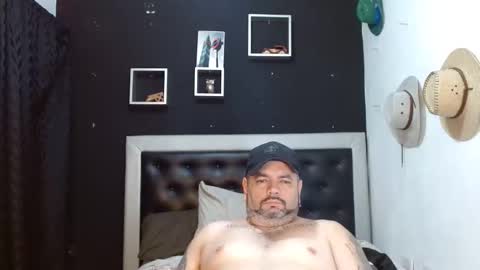 Carlos online show from 02/01/25, 02:16